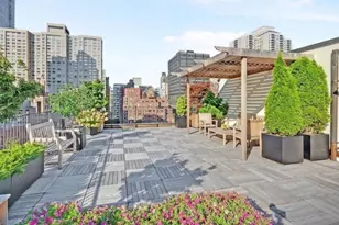 333 E 53rd St, New York City, NY 10022 - Photo 14