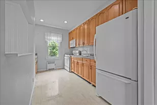 2373 Stuart St, New York City, NY 11229 - Photo 12