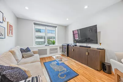408 W 34th Street #6H, New York City, NY 10001 - Photo 2
