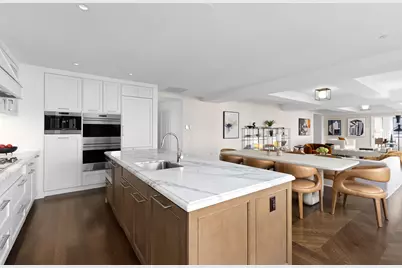 220 E 20th Street #3, New York City, NY 10003 - Photo 4