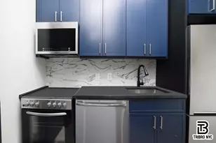 141 Meserole St, New York City, NY 11206 - Photo 6