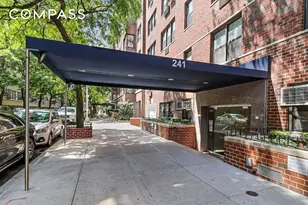 241 E 76th St, New York City, NY 10021 - Photo 8