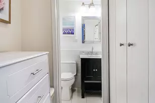 241 E 76th St, New York City, NY 10021 - Photo 6