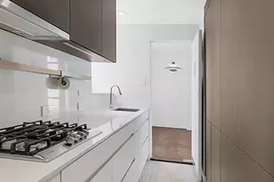 17 W 54th St, New York City, NY 10019 - Photo 4