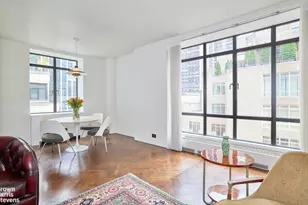 17 W 54th St, New York City, NY 10019 - Photo 2