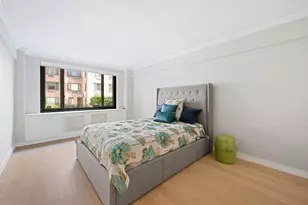 425 E 63rd St, New York City, NY 10065 - Photo 6