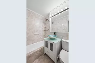 425 E 63rd Street #W2H, New York City, NY 10065 - Photo 4
