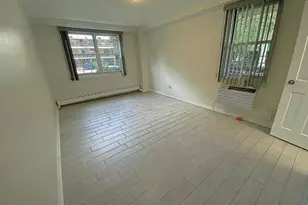 164-20 Highland Ave, New York City, NY 11432 - Photo 12