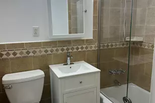 164-20 Highland Ave, New York City, NY 11432 - Photo 16