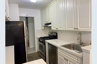 164-20 Highland Avenue #2-M, New York City, NY 11432 - Photo 10