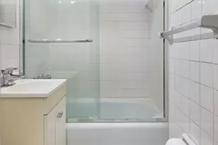 262 W 95th St, New York City, NY 10025 - Photo 10