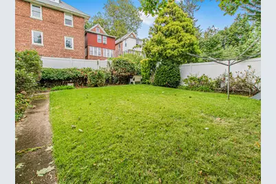 5621 Post Road, Bronx, NY 10471 - Photo 4
