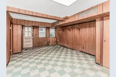 5621 Post Road, New York City, NY 10471 - Photo 12