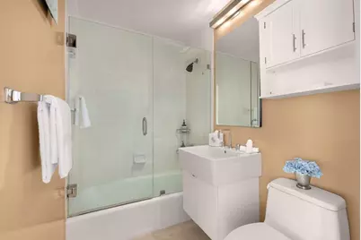 130 W 67th Street #19DE, New York City, NY 10023 - Photo 12