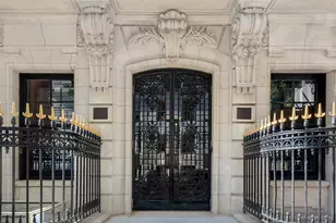 2 E 82nd St, New York City, NY 10028 - Photo 2