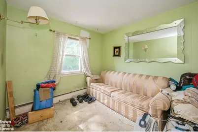 1010 E 230th Street, New York City, NY 10466 - Photo 10