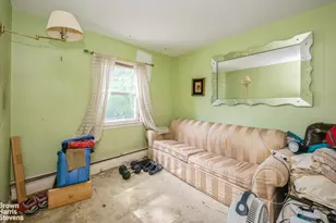 1010 E 230th St, New York City, NY 10466 - Photo 10