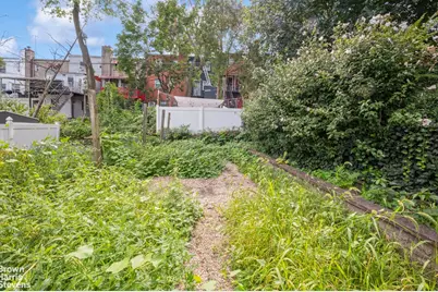 1010 E 230th Street, New York City, NY 10466 - Photo 14