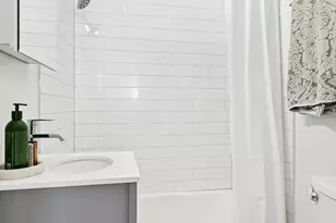 122 W 80th St, New York City, NY 10024 - Photo 4