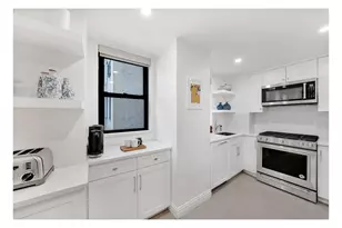 120 E 79th St, New York City, NY 10021 - Photo 4