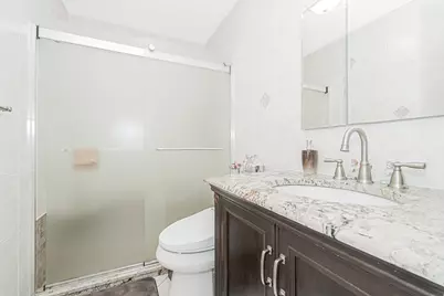 100 Marisa Circle, New York City, NY 10309 - Photo 30