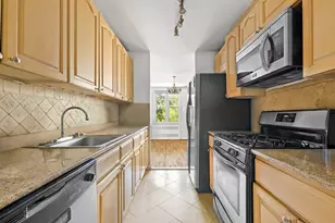 65-15 Alderton St, New York City, NY 11374 - Photo 8