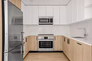 37-24 30th St, New York City, NY 11101 - Photo 4
