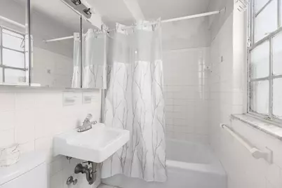 240 E 55th Street #9-H, New York City, NY 10022 - Photo 6