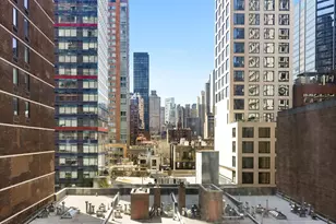 240 E 55th St, New York City, NY 10022 - Photo 1