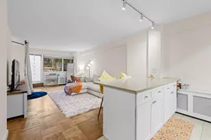 245 E 24th St, New York City, NY 10010 - Photo 1