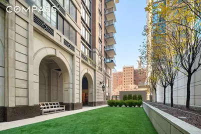 161 W 61st Street #19D, New York City, NY 10023 - Photo 8