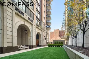 161 W 61st St, New York City, NY 10023 - Photo 8