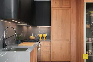 19 N Henry St, New York City, NY 11222 - Photo 2
