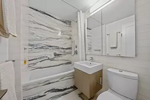 1050 5th Ave, New York City, NY 10028 - Photo 16