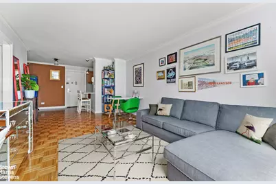 201 E 17th Street #8F, New York City, NY 10003 - Photo 2