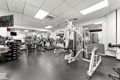 201 E 17th Street #8F, New York City, NY 10003 - Photo 8