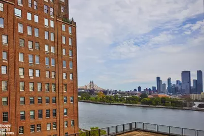 870 United Nations Plaza #8C, New York City, NY 10017 - Photo 10