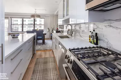 140 W End Avenue #20H, New York City, NY 10023 - Photo 4