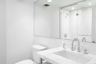238 W 11th St, New York City, NY 10014 - Photo 10