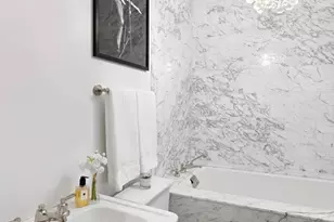 238 W 11th St, New York City, NY 10014 - Photo 8