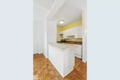 2166 Broadway #22D, New York City, NY 10024 - Photo 8