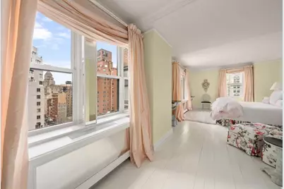 610 Park Avenue #10E, New York City, NY 10065 - Photo 12