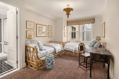 610 Park Avenue #10E, New York City, NY 10065 - Photo 18