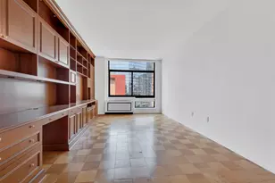 303 E 43rd St, New York City, NY 10017 - Photo 6