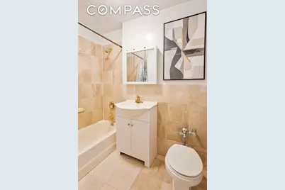 142 E 49th Street #3D, New York City, NY 10017 - Photo 4