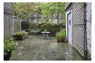 319 W 14th St, New York City, NY 10014 - Photo 6