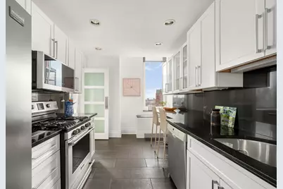 300 E 77th Street #30B, New York City, NY 10075 - Photo 6