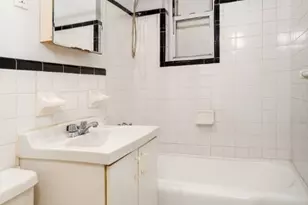 5610 Netherland Ave, New York City, NY 10471 - Photo 12