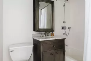 9 Barrow St, New York City, NY 10014 - Photo 6