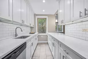 48-19 43rd St, New York City, NY 11377 - Photo 26